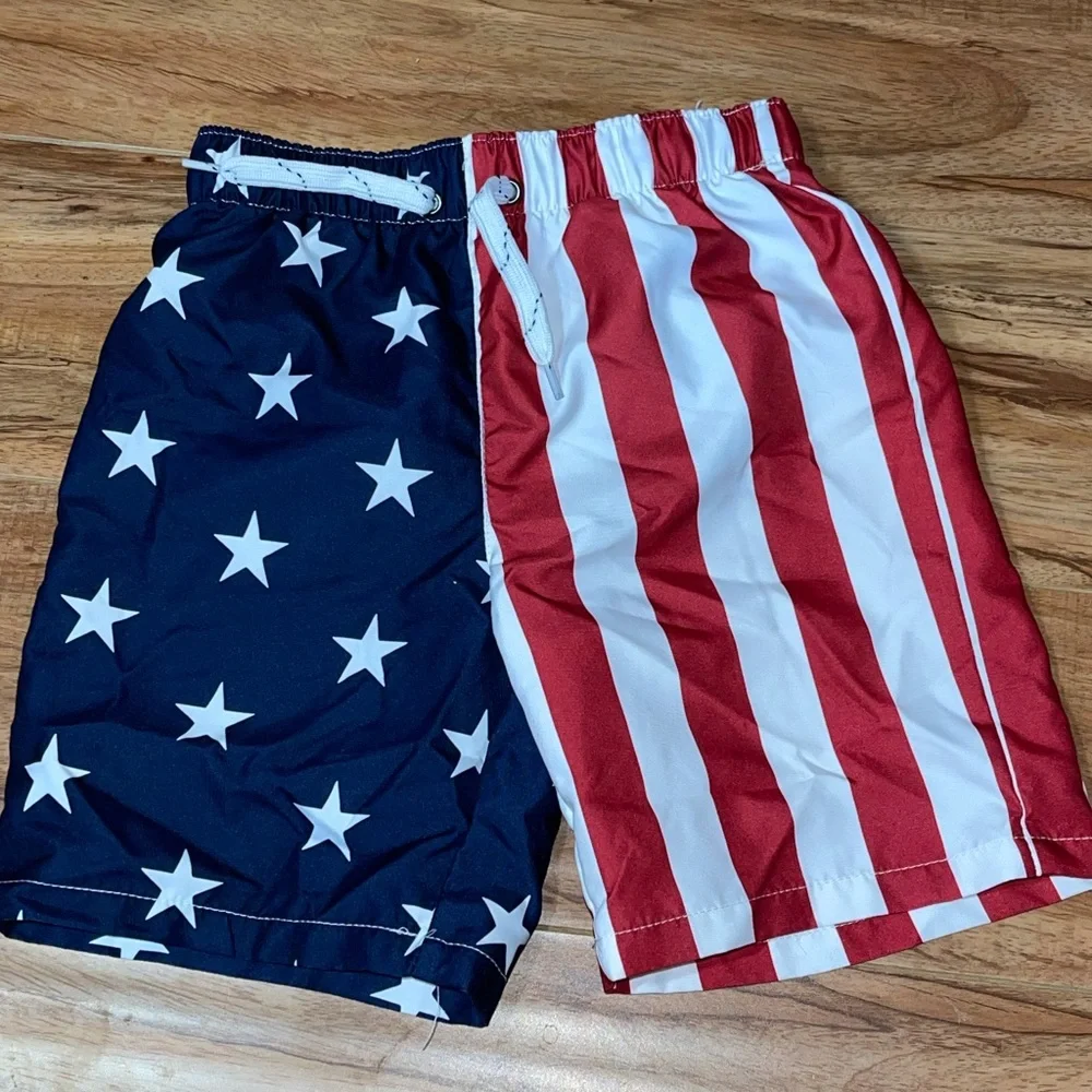 Patriotic Swim Trunks Boys‎ size 4 T